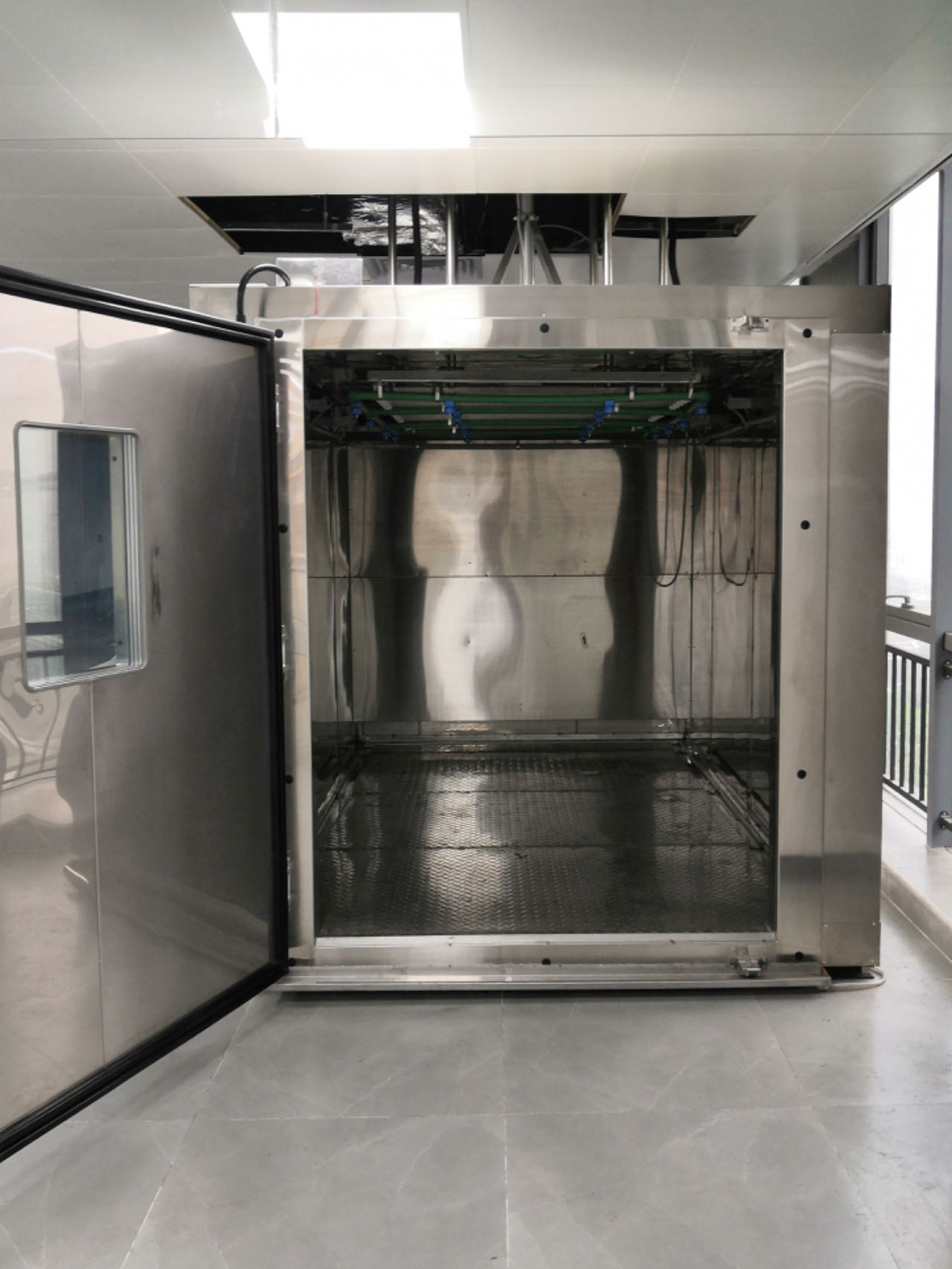 淋雨試驗(yàn)箱